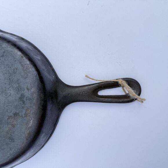 Vintage Number 3 Cast Iron 6 1/2 Inch‎ Skillet Used GX - Picture 3 of 7
